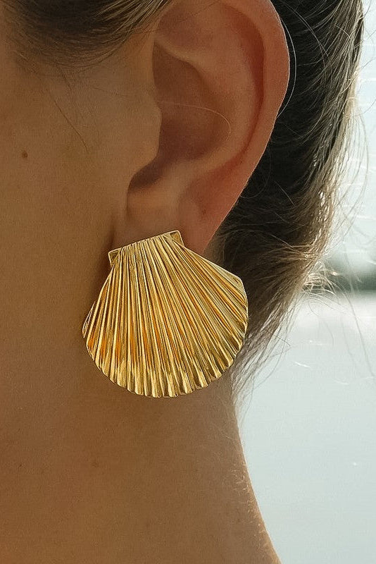Gold Shell Stud Earrings